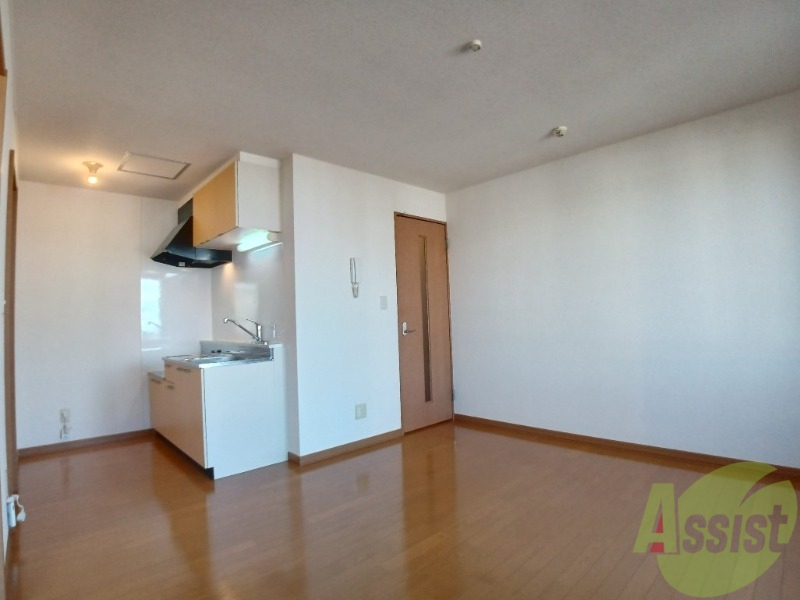 居室・リビング　広々としたリビングですね。使い勝手がよさそうですね！