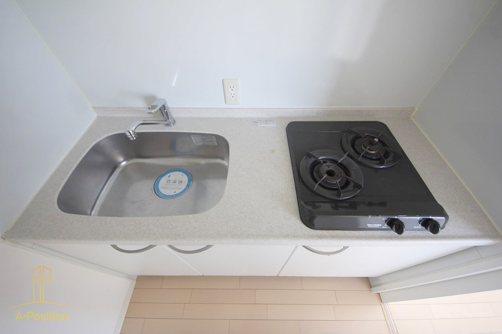 キッチン　ドゥーエ谷町