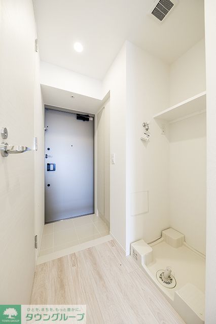 玄関　※写真は同タイプ住戸です。