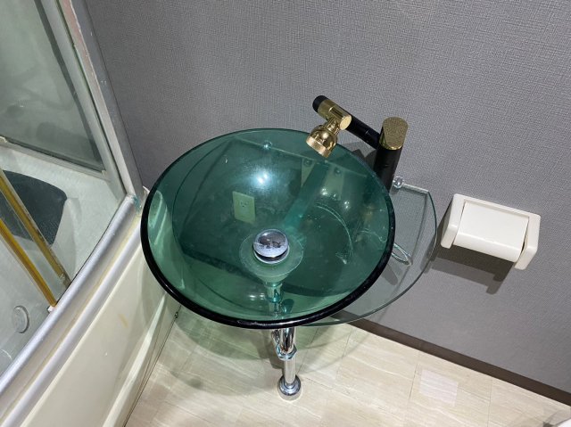 洗面設備　Supreme