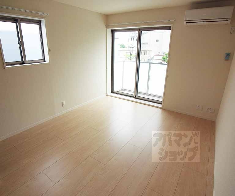 居室・リビング　１２帖のＬＤＫ。