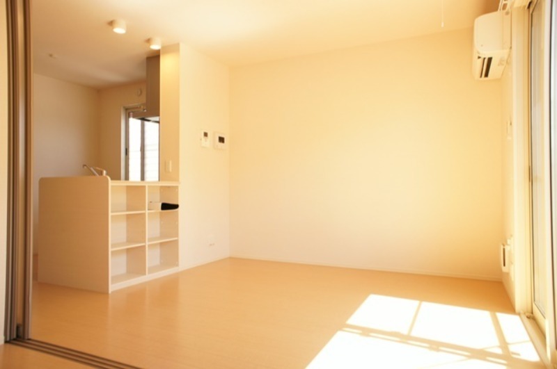 居室・リビング　図面と現状に相違がある場合には現状を優先