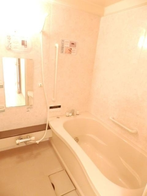 バス・シャワールーム　浴室