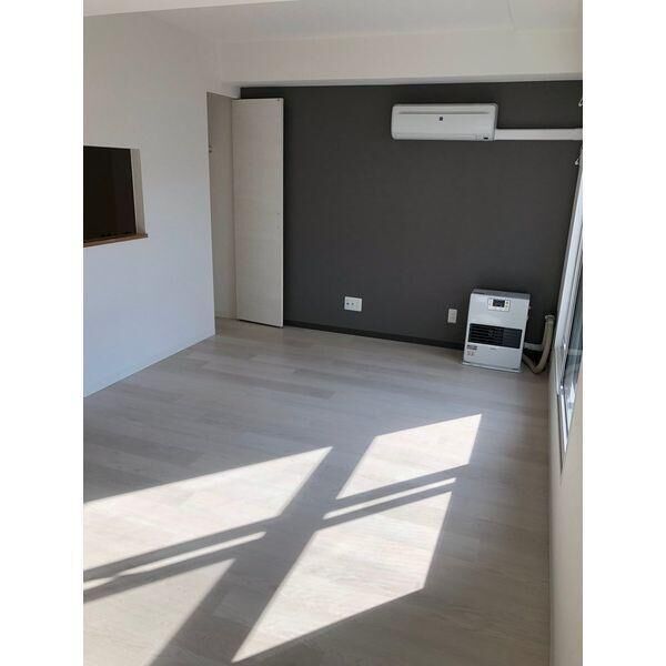 居室・リビング　※別号室参考画像