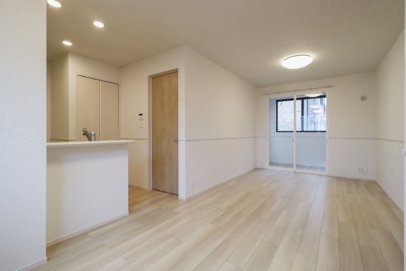 居室・リビング　図面と現状に相違がある場合には現状を優先