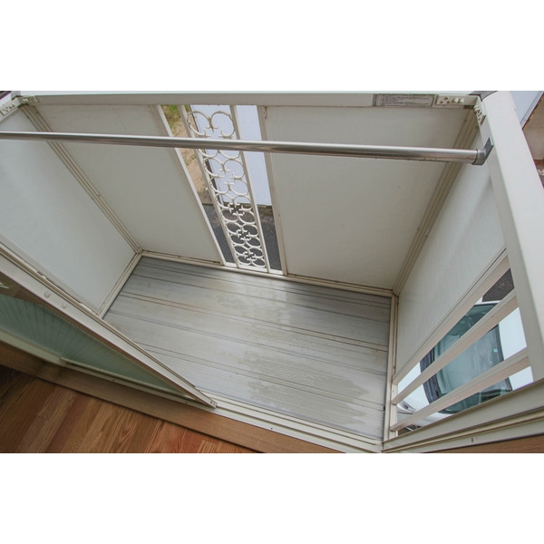 バルコニー　上の階のお部屋◇