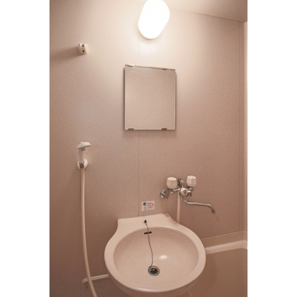 洗面設備　上の階のお部屋◇