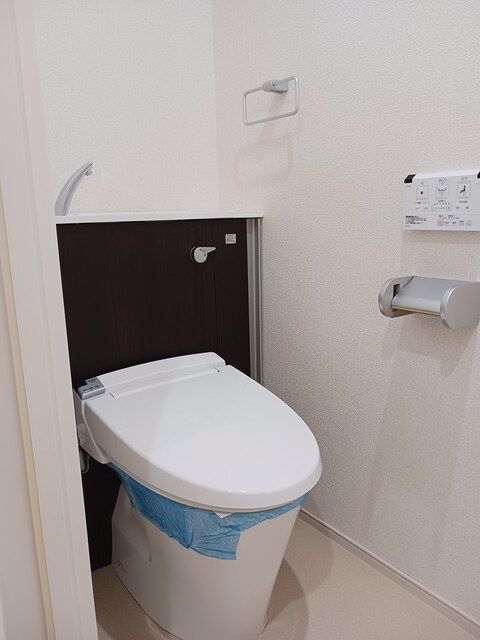 トイレ　落ち着いたトイレです