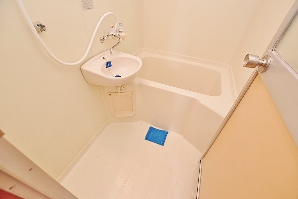 バス・シャワールーム　★洗面＆浴室★