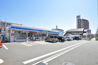 コンビニ　☆ローソン 戸畑天神二丁目店（コンビニ）まで270m
