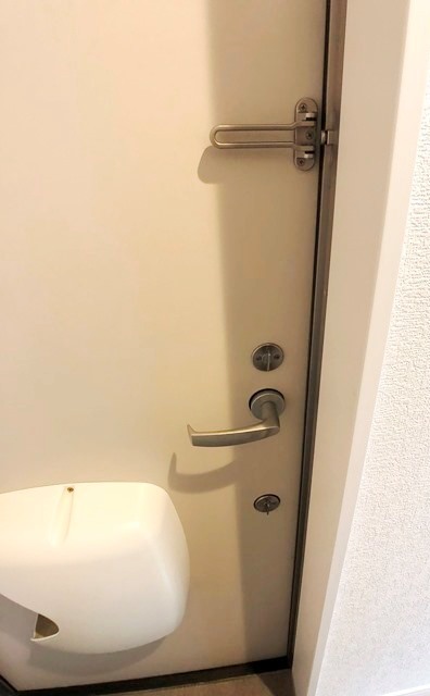 玄関　同仕様タイプ