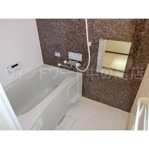 バス・シャワールーム　詳細は、ウィンドワード中の島店までご相談下さい。