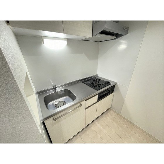 キッチン　※別部屋写真、現況優先