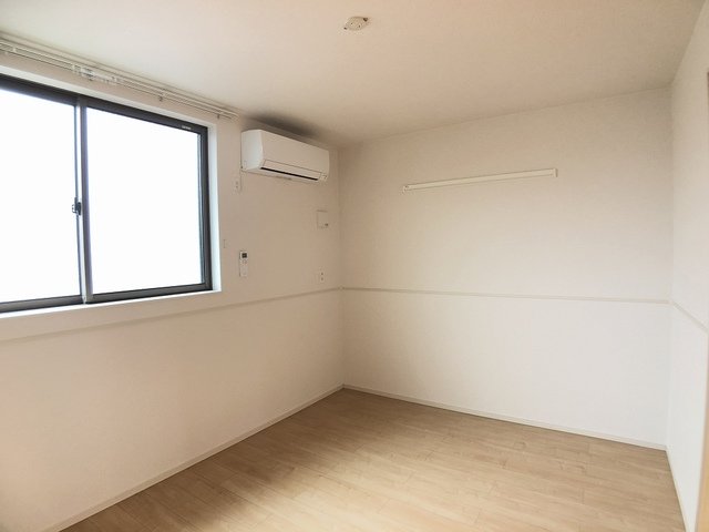 その他部屋・スペース　明るい色調の室内です