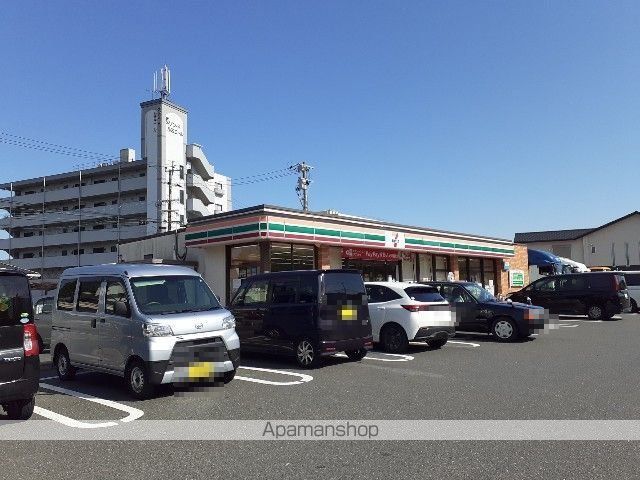 コンビニ　セブンイレブン（コンビニ）まで450m