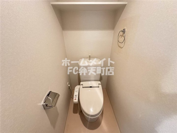 トイレ　トイレもきれいです
