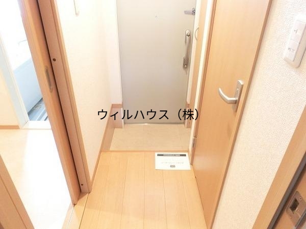 玄関　シューズボックスあり！