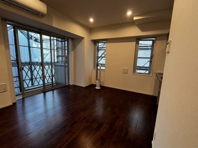 居室・リビング　開放感のあるゆったりとしたお部屋です♪