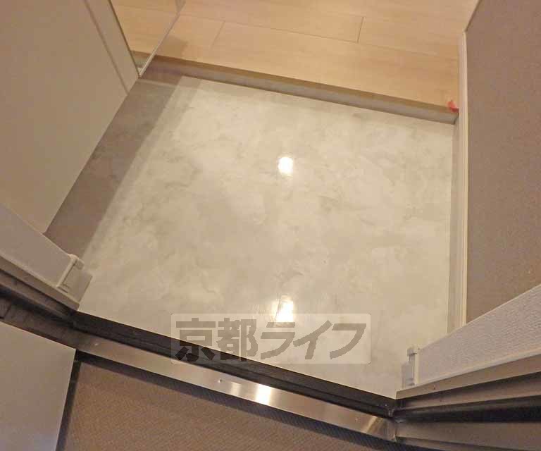 玄関　玄関です。