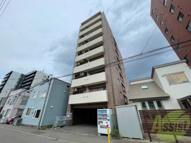 建物外観　札幌市中央区南十七条西「ＡｚｚｕｒｒｉＧａｒｄｅｎ山鼻」