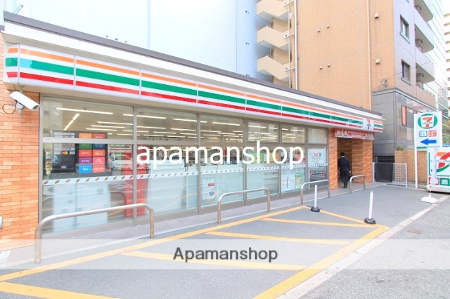 コンビニ　セブンイレブン（コンビニ）まで150m