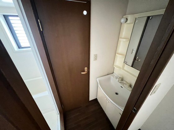 洗面設備　※別部屋の写真です