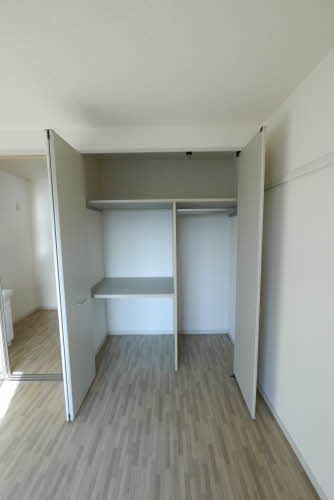 収納　※同タイプの部屋写真です