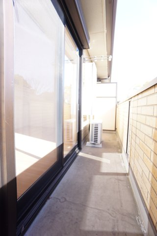 バルコニー　※同物件、同タイプ、間取り反転のお部屋です