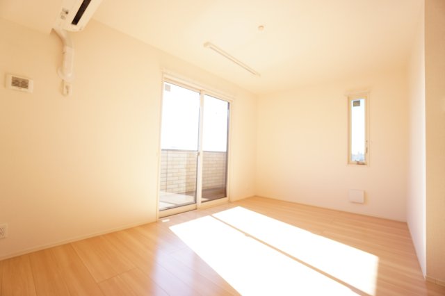 居室・リビング　※同物件、同タイプ、間取り反転のお部屋です