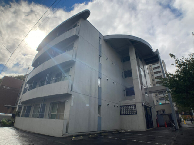建物外観　札幌市中央区南５条西「シティクレヴァライフ」
