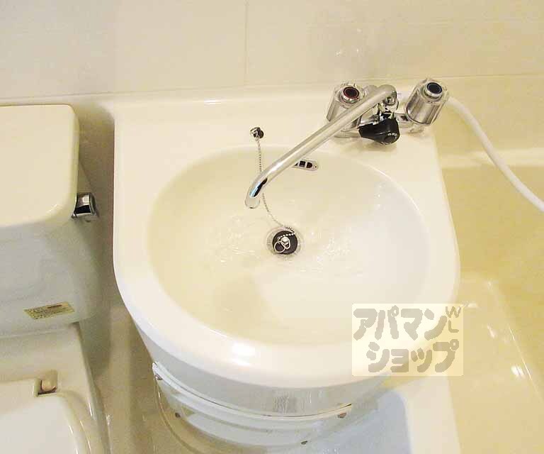 洗面設備　ちょうど良い大きさです