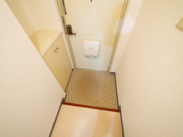玄関　明るい玄関です