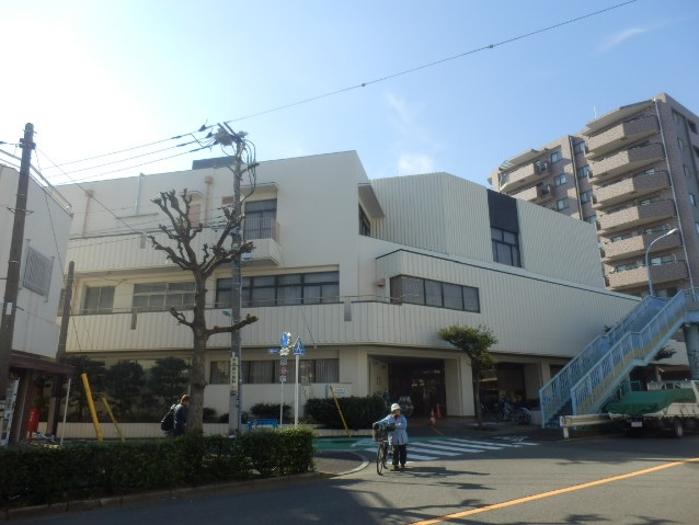 図書館　目黒区立 目黒本町図書館（図書館）まで159m