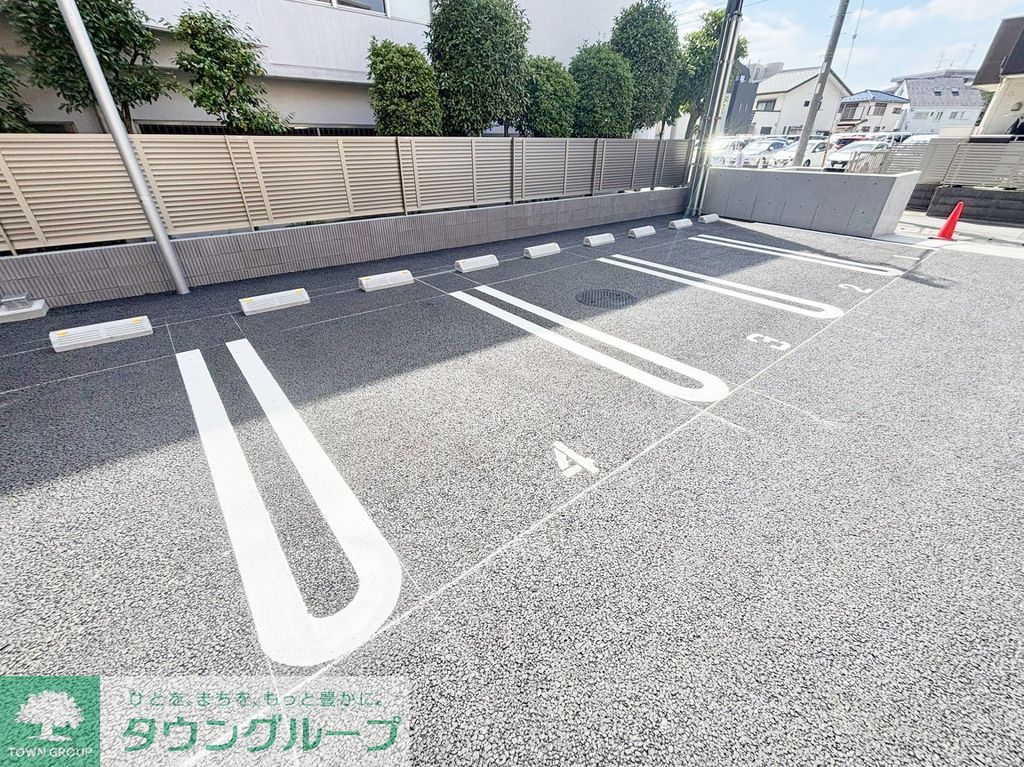 駐車場　駐車場