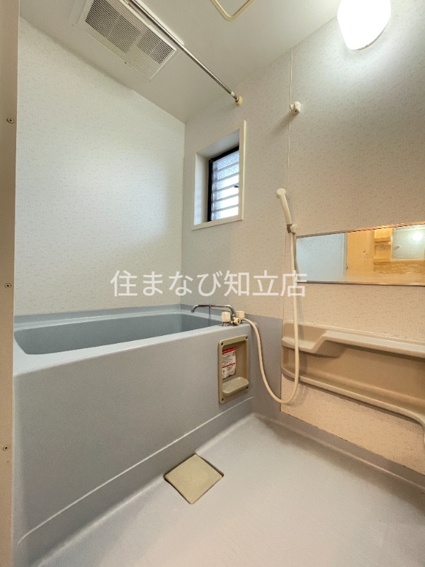 バス・シャワールーム　同型別部屋写真