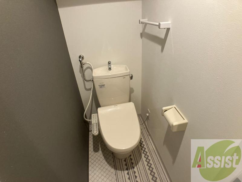 トイレ　トイレです。ウォシュレット付を探している方、おすすめです。