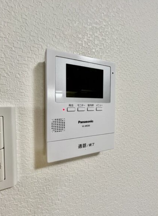 セキュリティ　（写真は同物件反転イメージ）