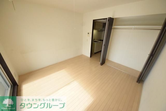 居室・リビング　※別部屋参考写真