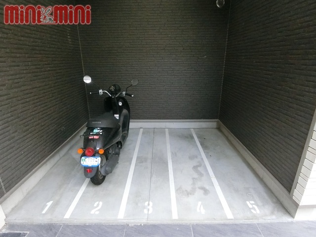 その他　原付専用置場もございます