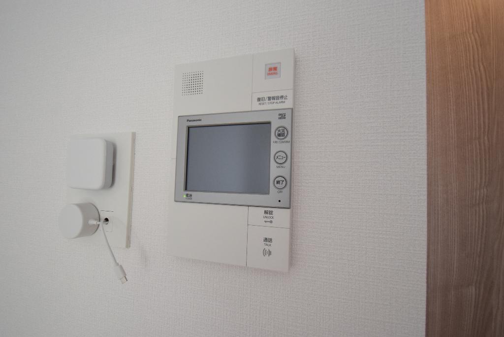 セキュリティ　カメラ付インターホン