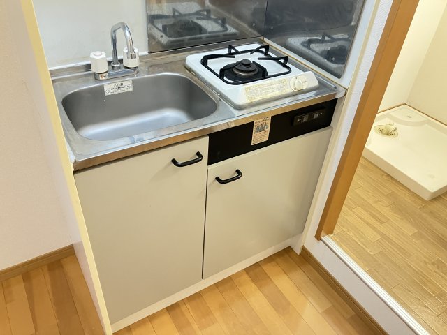 アンプルールチェリーのキッチン写真