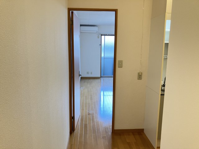 アンプルールチェリーの内装写真