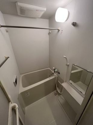 バス・シャワールーム　（別タイプ参考写真）アクアトウキョウノースシティ　豊島区北大