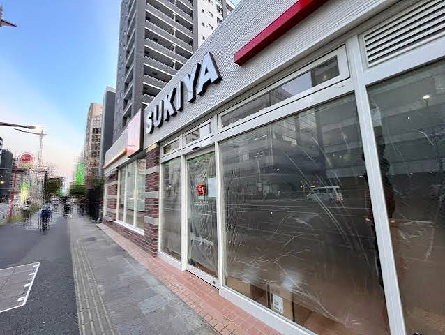 飲食店　すき家両国店（飲食店）まで424m
