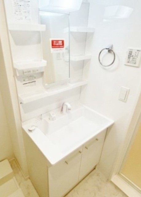洗面設備　別部屋同仕様タイプ