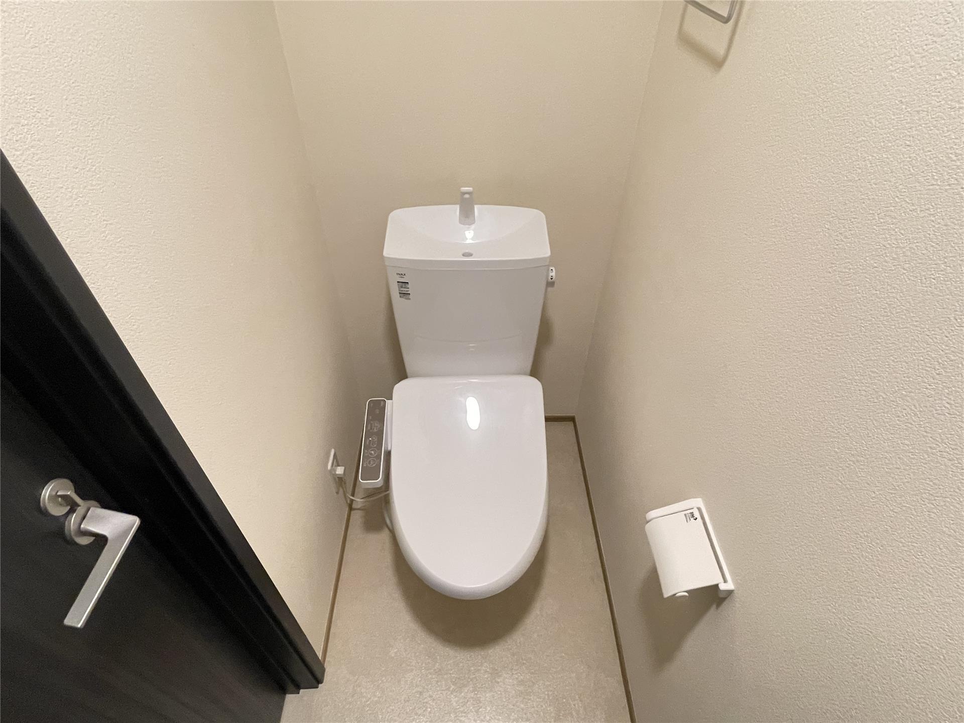 ＪＲ左沢線 西寒河江駅 徒歩13分 2階建 築3年のトイレ写真
