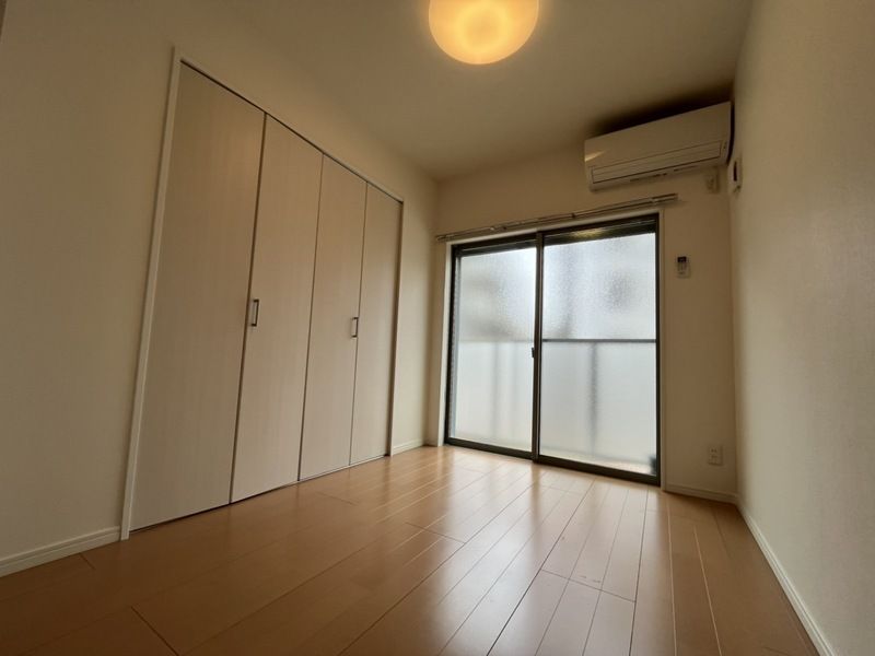 グランドソレイユ新検見川Iの居間写真