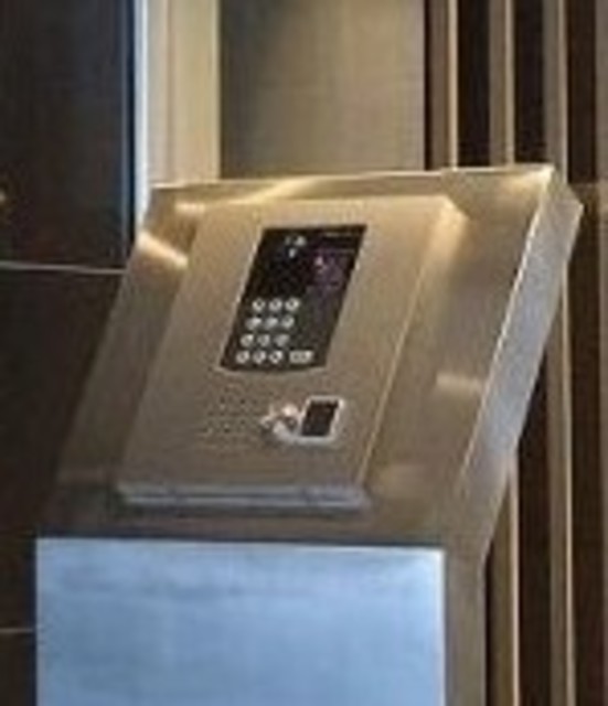 セキュリティ　オートロック完備