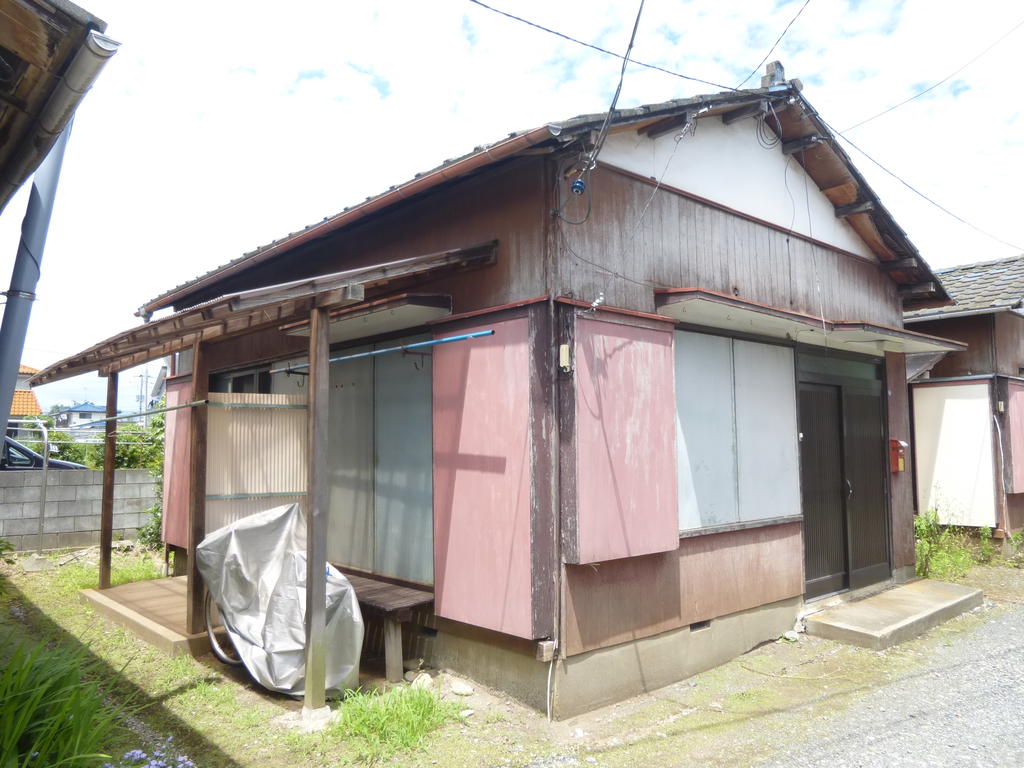 川島貸家の建物外観