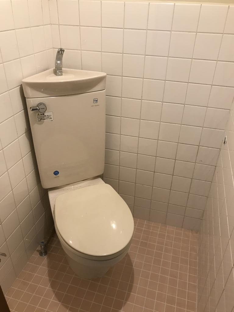 春日マンションのトイレ写真